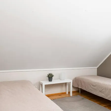 Cyv - A Unique On A *